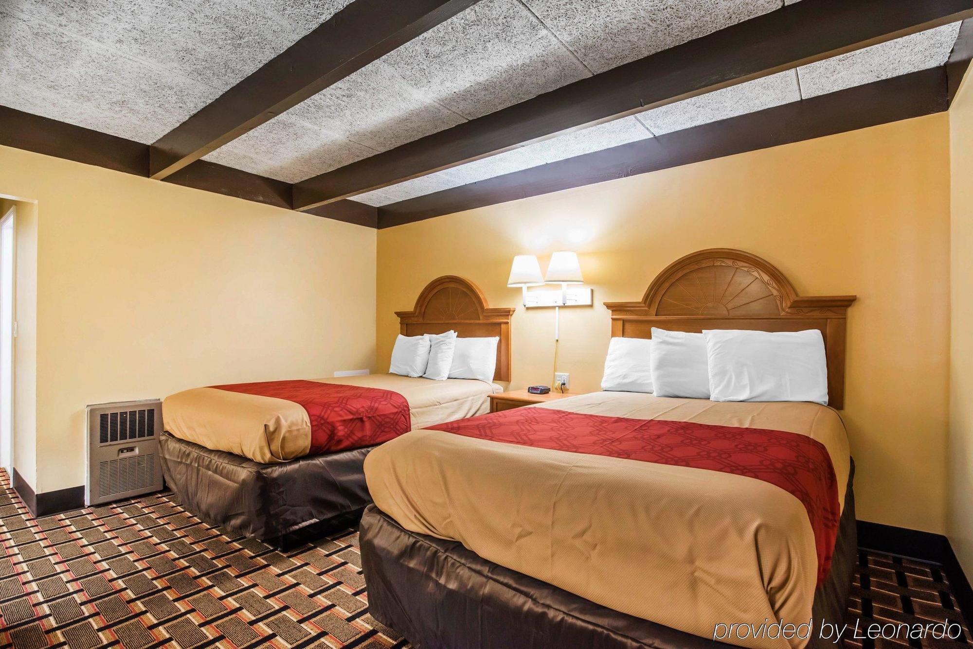 Econo Lodge نيو بالتز المظهر الخارجي الصورة