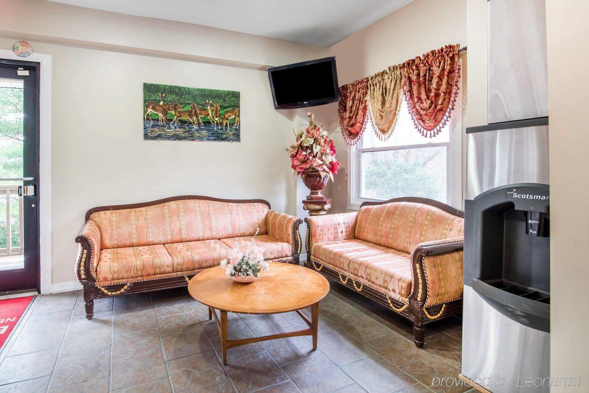 Econo Lodge نيو بالتز المظهر الخارجي الصورة