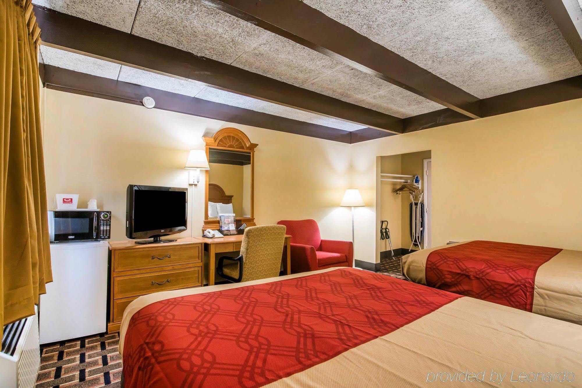 Econo Lodge نيو بالتز المظهر الخارجي الصورة