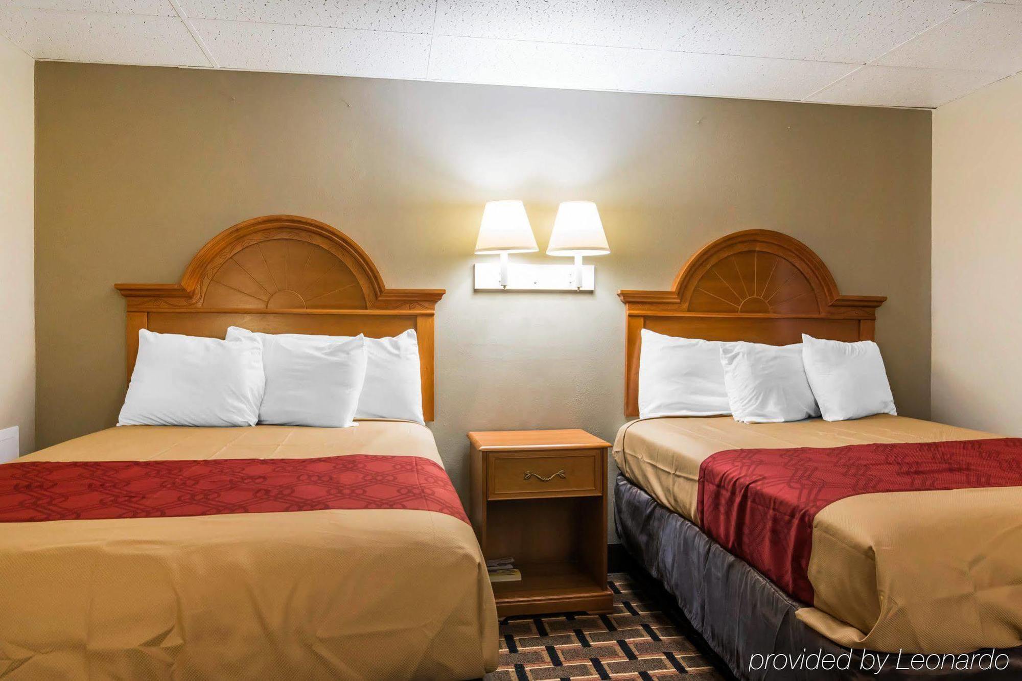 Econo Lodge نيو بالتز المظهر الخارجي الصورة