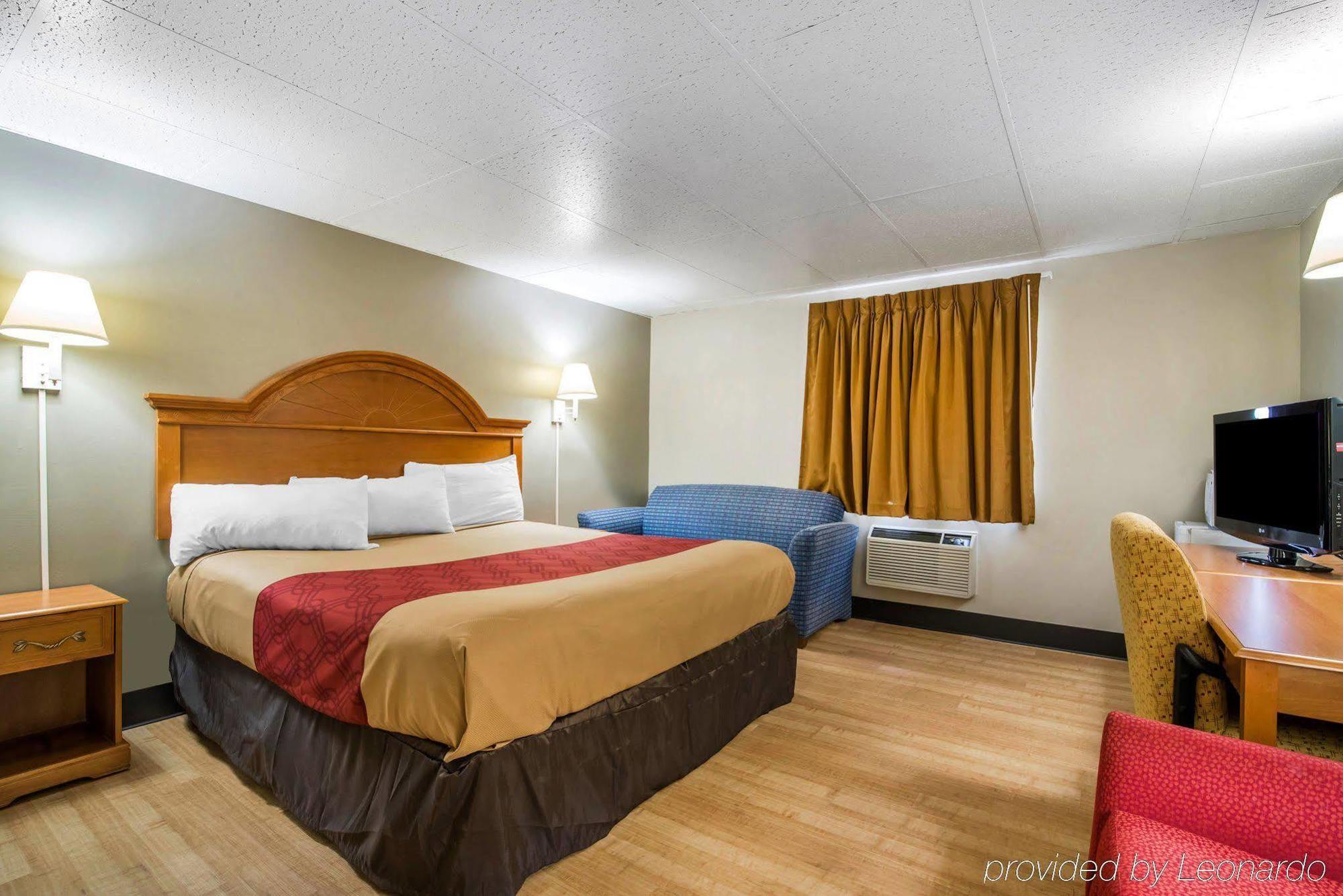 Econo Lodge نيو بالتز المظهر الخارجي الصورة