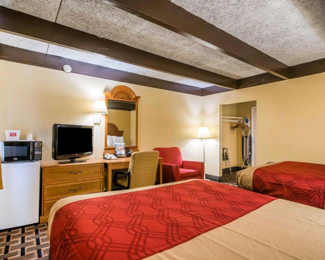 Econo Lodge نيو بالتز المظهر الخارجي الصورة